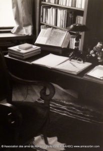 Bureau de Henry CorbinBureau de Henry Corbin